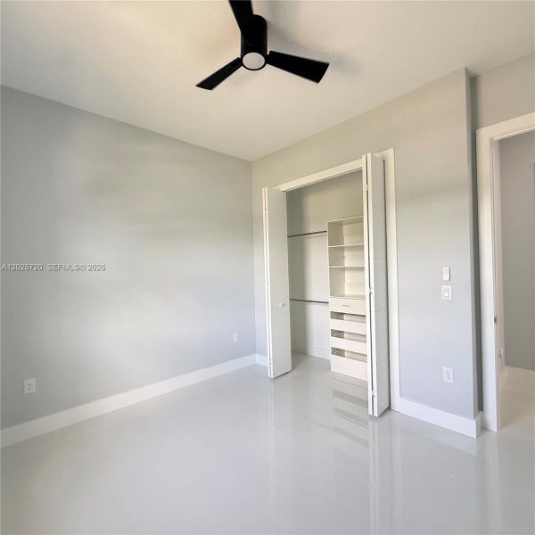 Spacious, unfurnished interior of a new home in , Lehigh Acres (Image 16).