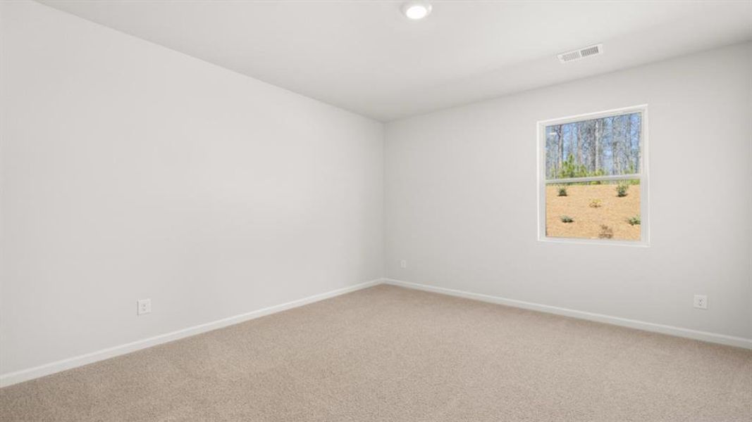 Spacious, unfurnished interior of a new home in Thompson Ridge, Dallas (Image 21).