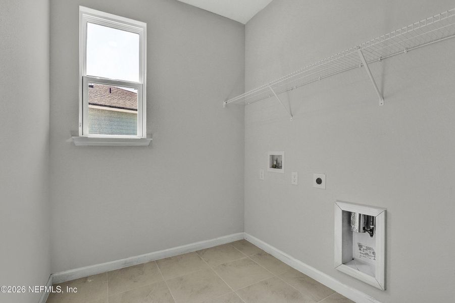 Spacious, unfurnished interior of a new home in , St. Augustine (Image 12).