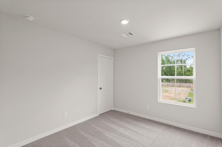 Spacious, unfurnished interior of a new home in Crockett Meadows, Conroe (Image 22). Spacious, unfurnished interior of a new home in Crockett Meadows, Conroe (Image 22).