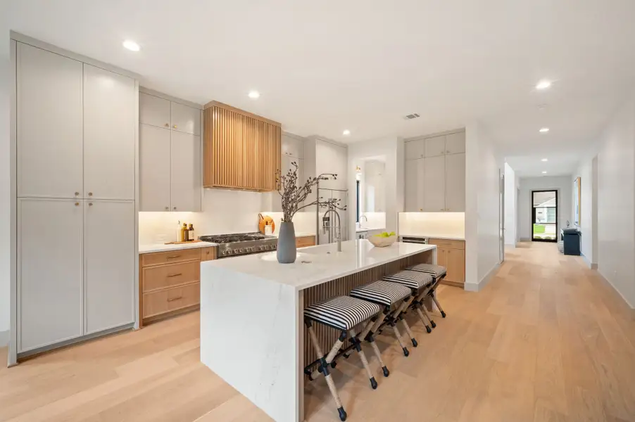 Furnished interior view inside a new home in , Dallas (Image 7).