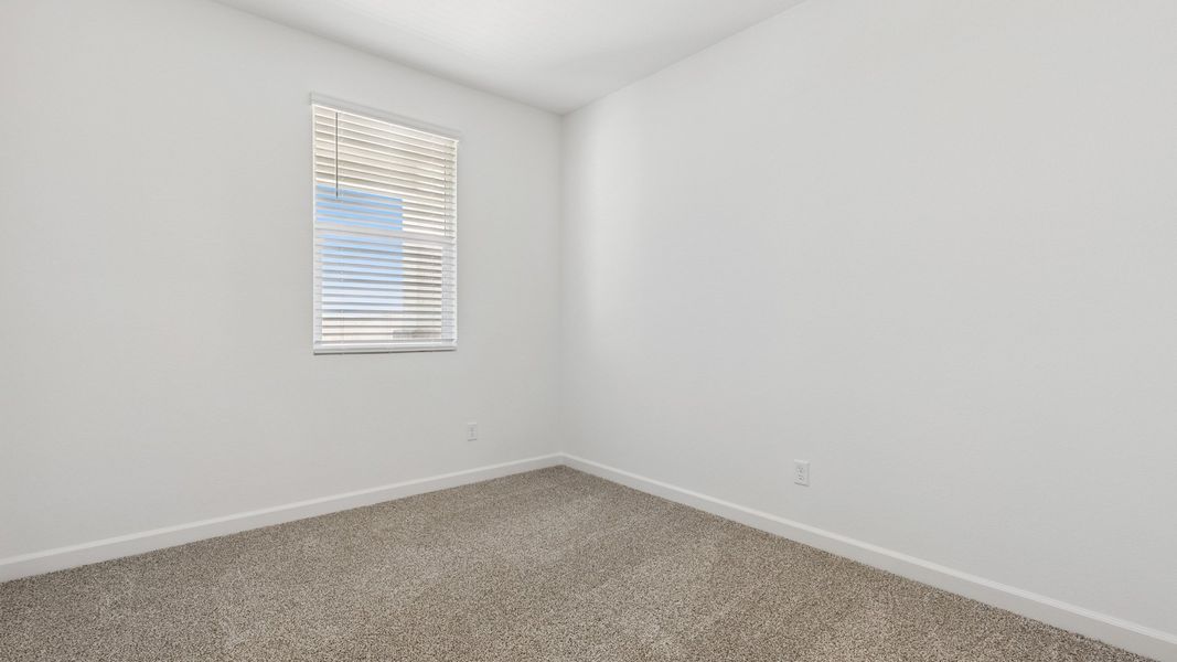 Spacious, unfurnished interior of a new home in Zanjero Pass, Waddell (Image 14).