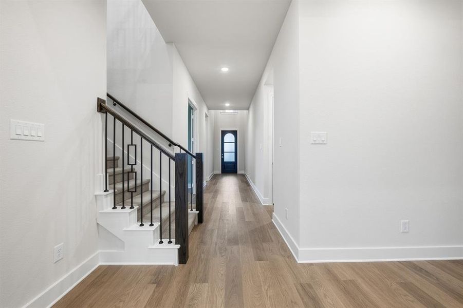 Spacious, unfurnished interior of a new home in Wildflower Ranch, Northlake (Image 25).