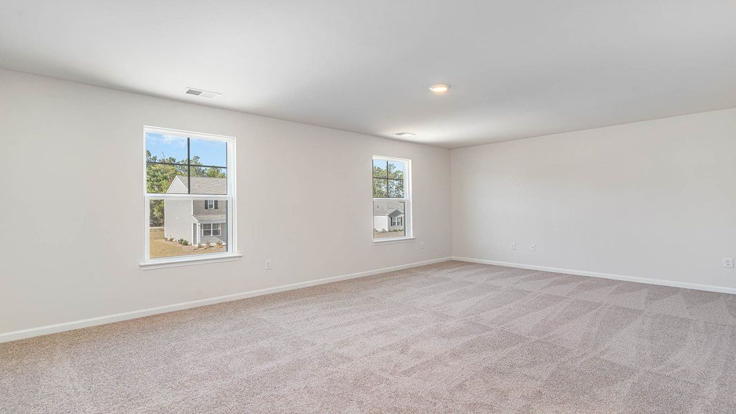 Spacious, unfurnished interior of a new home in Hunter's Branch, Hopkins (Image 14).