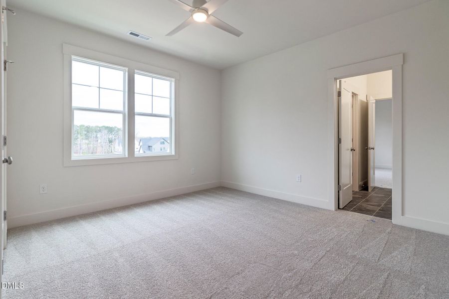 401_STABLE_VALLEY_INTERIOR_42