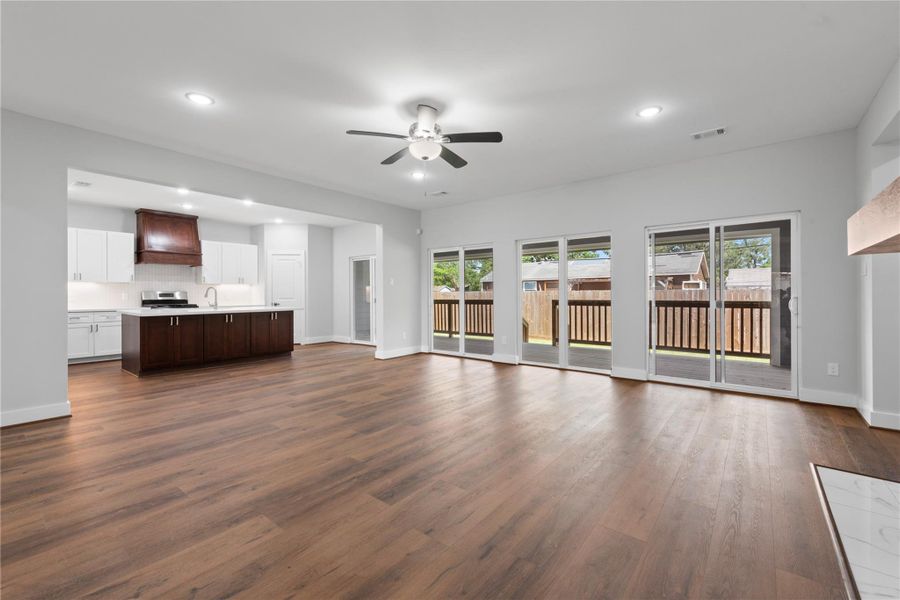 Spacious, unfurnished interior of a new home in , Pasadena (Image 25). Spacious, unfurnished interior of a new home in , Pasadena (Image 25).