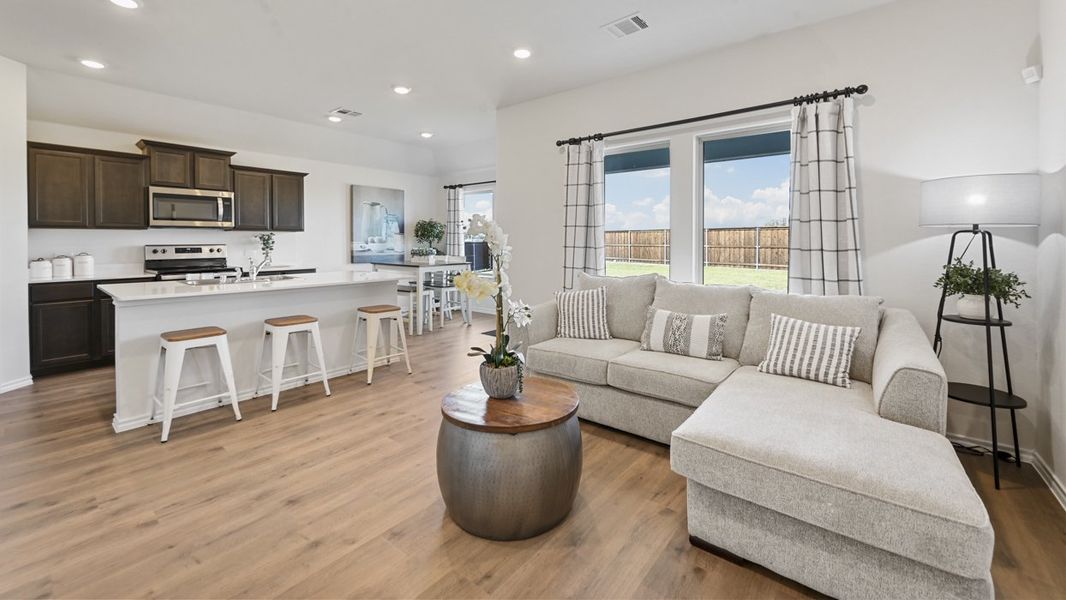 Representative furnished interior of a home built from the Zavalla by D.R. Horton in Oak Valley Estates, Bullard (Image 8).