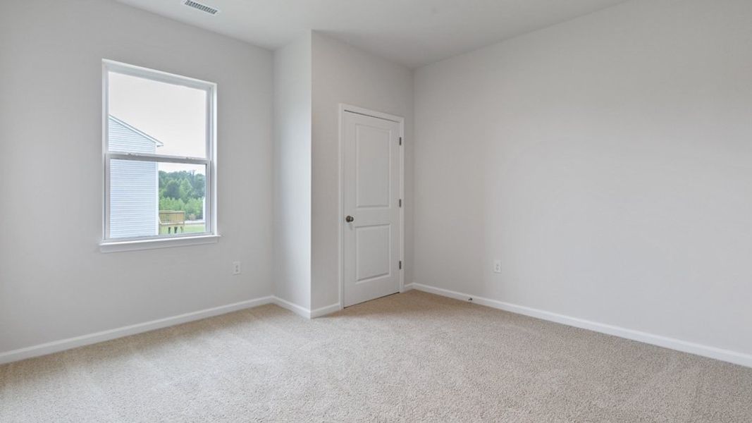 Spacious, unfurnished interior of a new home in Baker Farm, Youngsville (Image 19).
