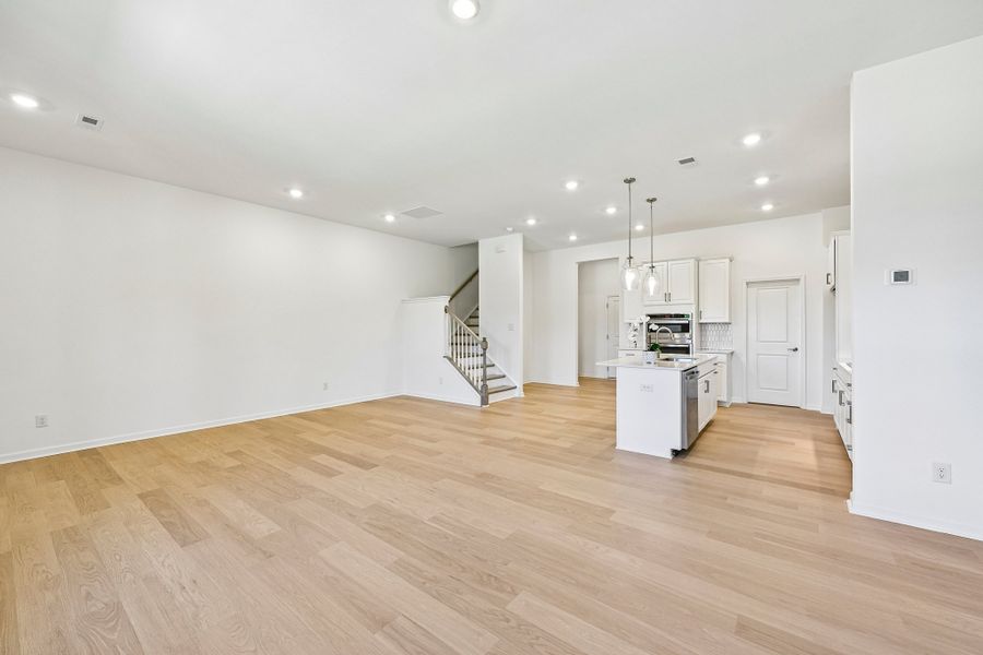Spacious, unfurnished interior of a new home in Terraces at the Exchange, Fort Mill (Image 16).