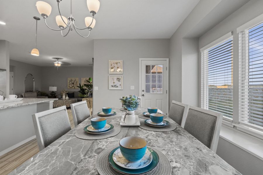 Representative furnished interior of a home built from the The Bellagio – 425SSC3CG by Saratoga Homes in Crossland, El Paso (Image 14).