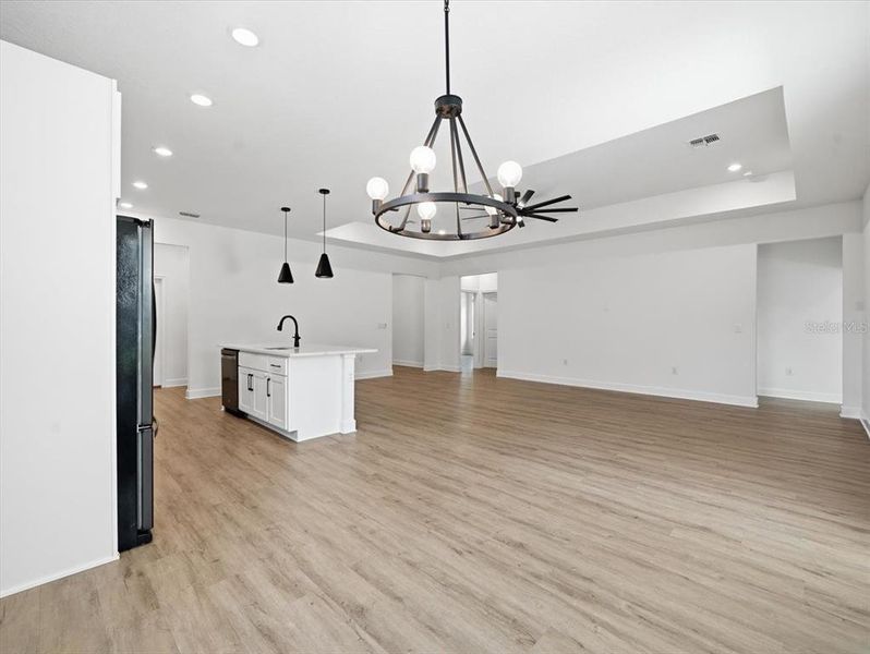 Spacious, unfurnished interior of a new home in , Spring Hill (Image 39).