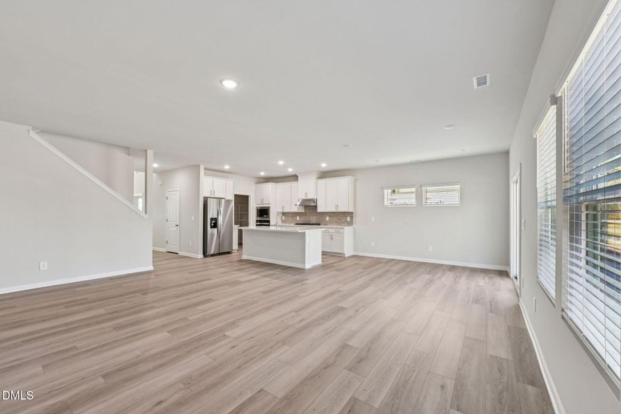 9-web-or-mls-Raleigh - Oak Manor - 113 K