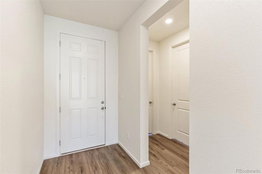 Spacious, unfurnished interior of a new home in Terrain Oak Valley, Castle Rock (Image 21).