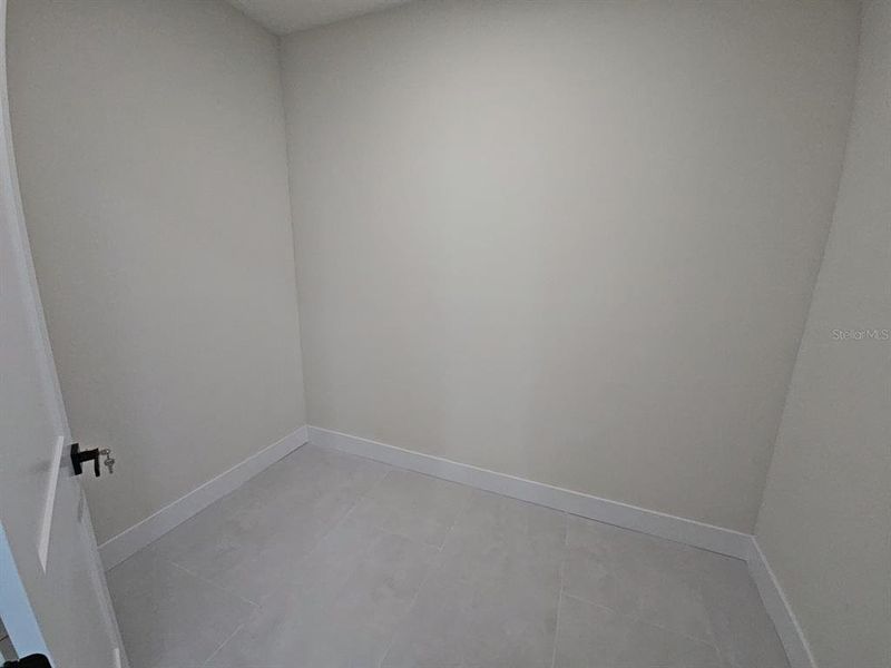 Spacious, unfurnished interior of a new home in , Port Charlotte (Image 33).