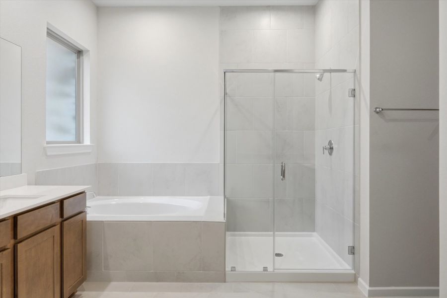 Furnished interior view inside a new home in Canterra Creek  60', Rosharon (Image 20).