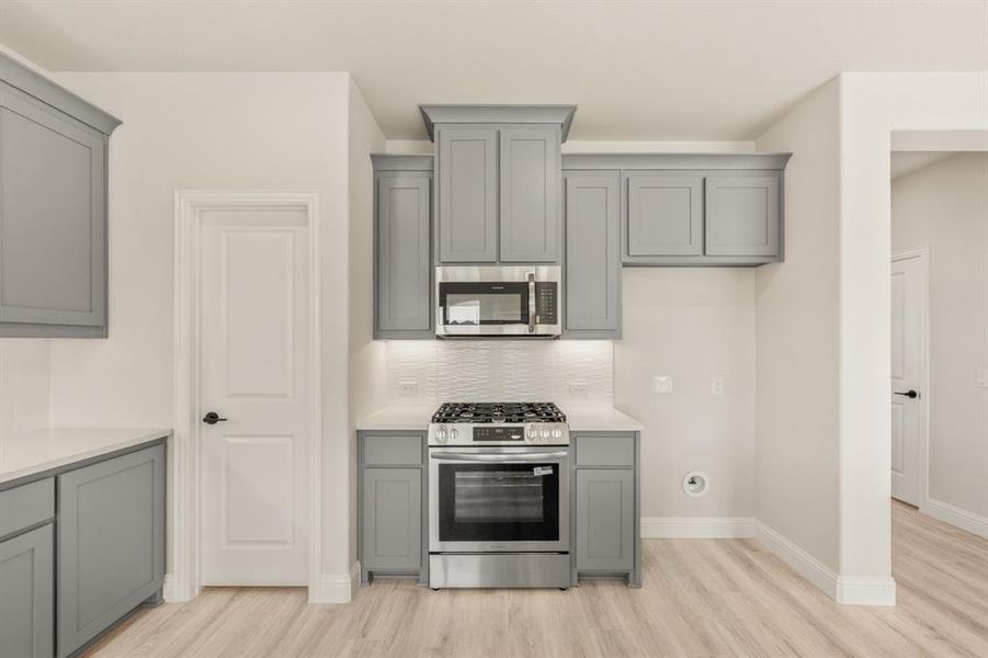 Furnished interior view inside a new home in Silo Mills, Joshua (Image 18).