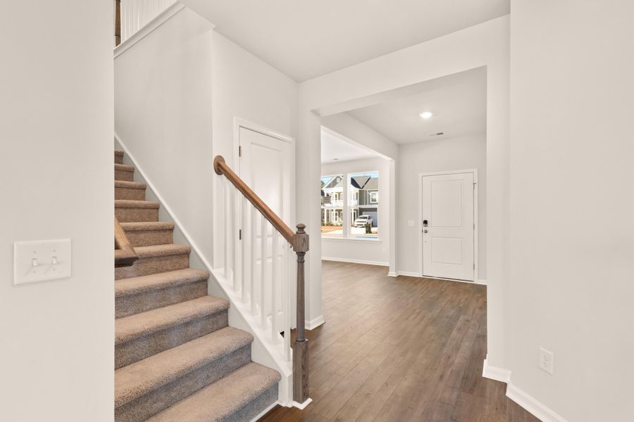 Spacious, unfurnished interior of a new home in Sweetgrass at Summers Corner: Coastal Collection, Summerville (Image 10).