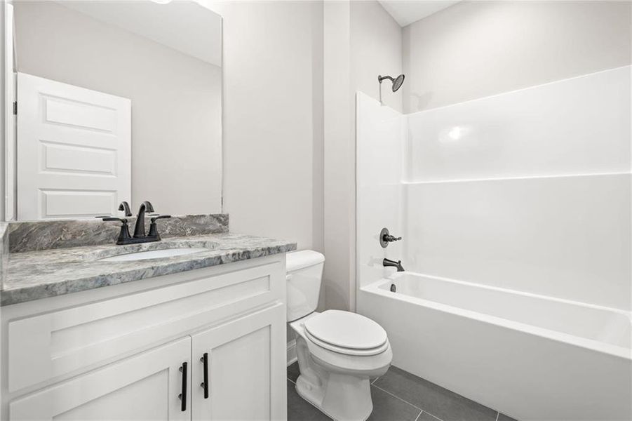 Furnished interior view inside a new home in , Jefferson (Image 12).