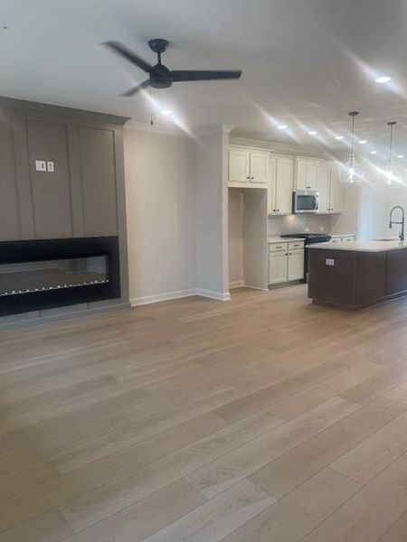 Spacious, unfurnished interior of a new home in Townes at South Main, Kennesaw (Image 20). Spacious, unfurnished interior of a new home in Townes at South Main, Kennesaw (Image 20).