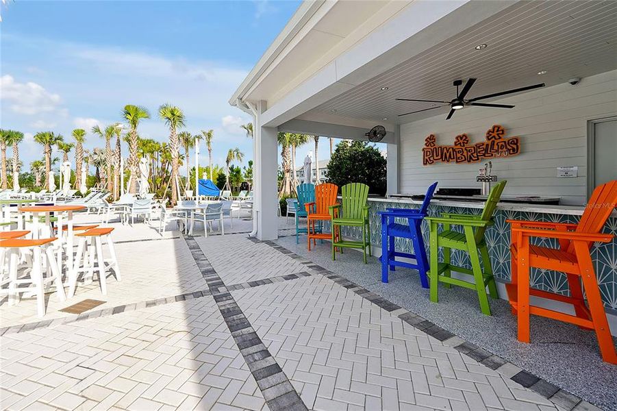Exterior details and patio area of a home in , Clermont (Image 29).