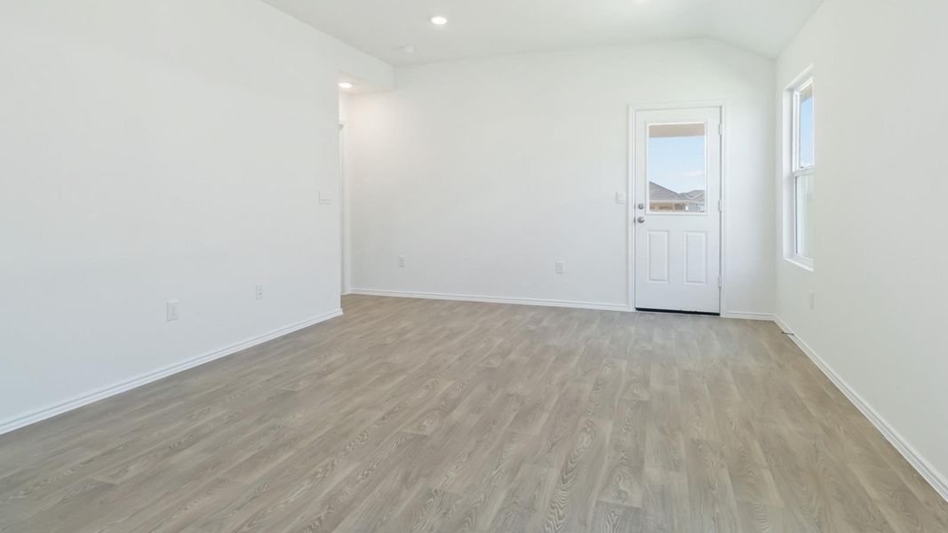 Spacious, unfurnished interior of a new home in Talavera, Kyle (Image 18).