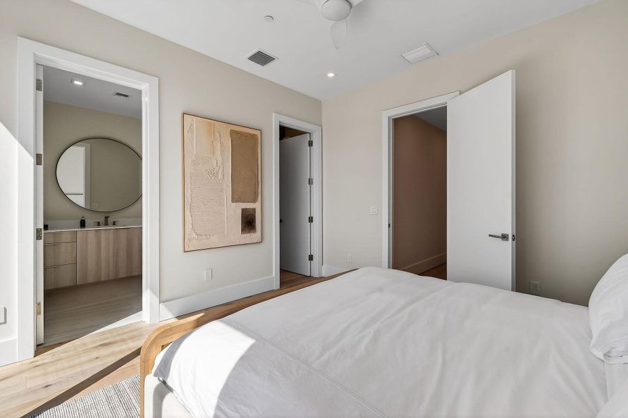 4360DiamondShoresWay(75)