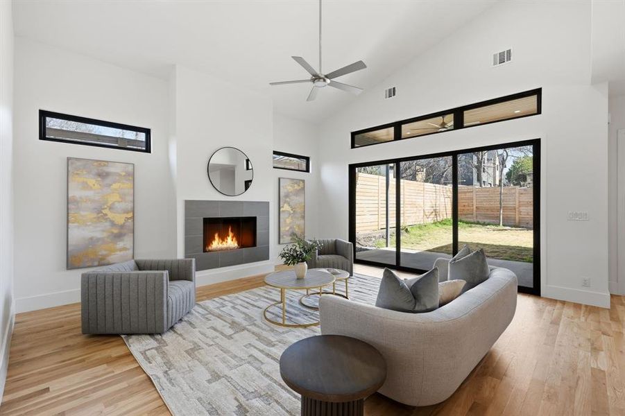 Furnished interior view inside a new home in , Dallas (Image 15).