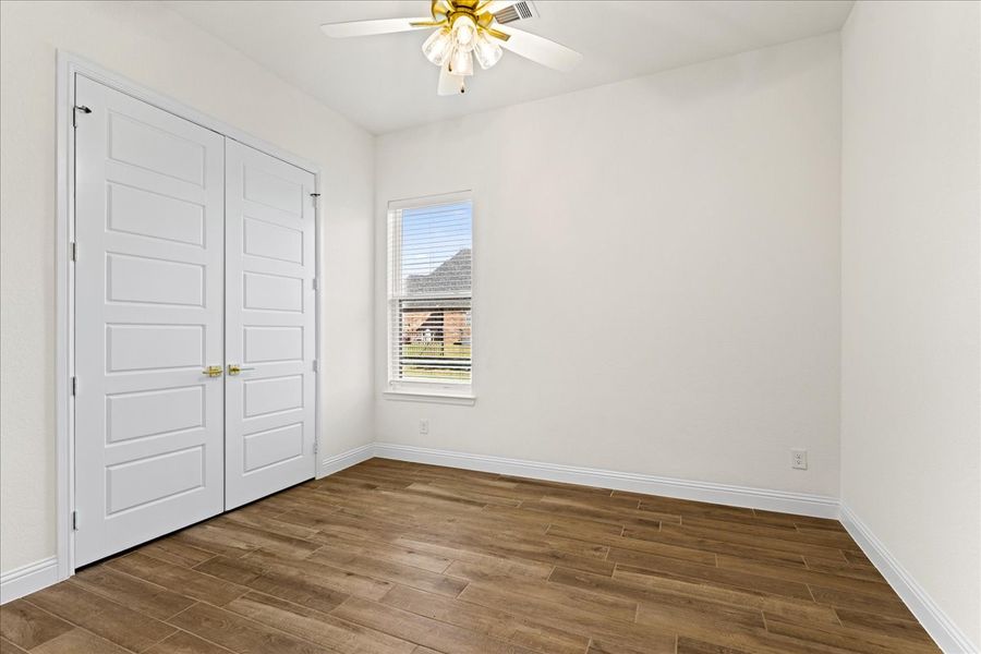 Representative unfurnished interior of a home built from the The Braden II by Doug Parr Custom Homes in Kessler Farms, Brock (Image 48).