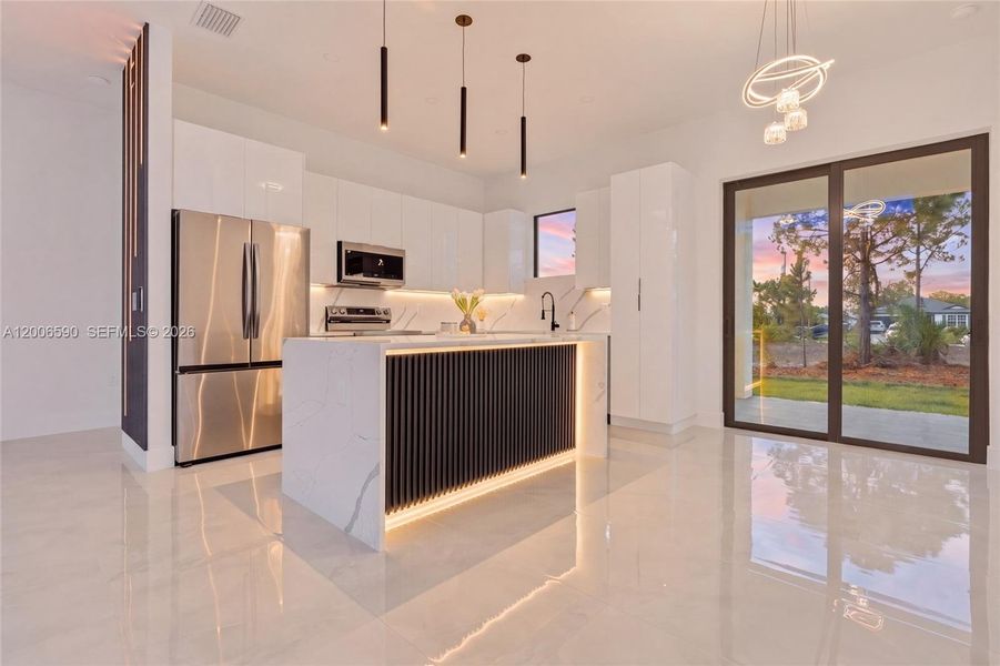Furnished interior view inside a new home in , Lehigh Acres (Image 6).