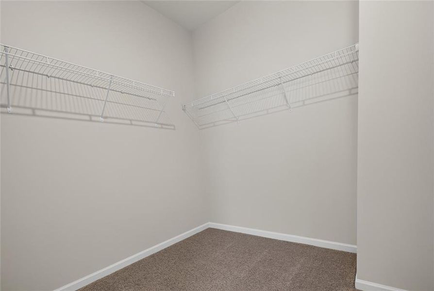 Spacious, unfurnished interior of a new home in North Haven, Rome (Image 40).