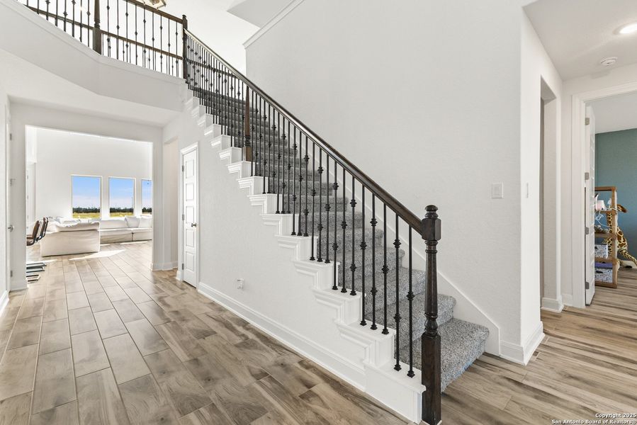 Spacious, unfurnished interior of a new home in Arched Oaks, Floresville (Image 27). Spacious, unfurnished interior of a new home in Arched Oaks, Floresville (Image 27).