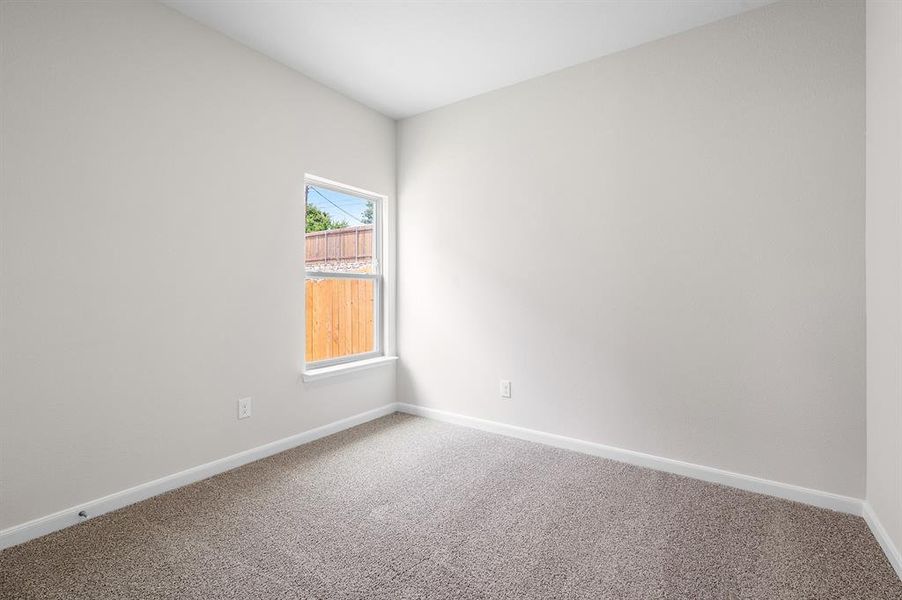 Spacious, unfurnished interior of a new home in College Park, Dallas (Image 17).