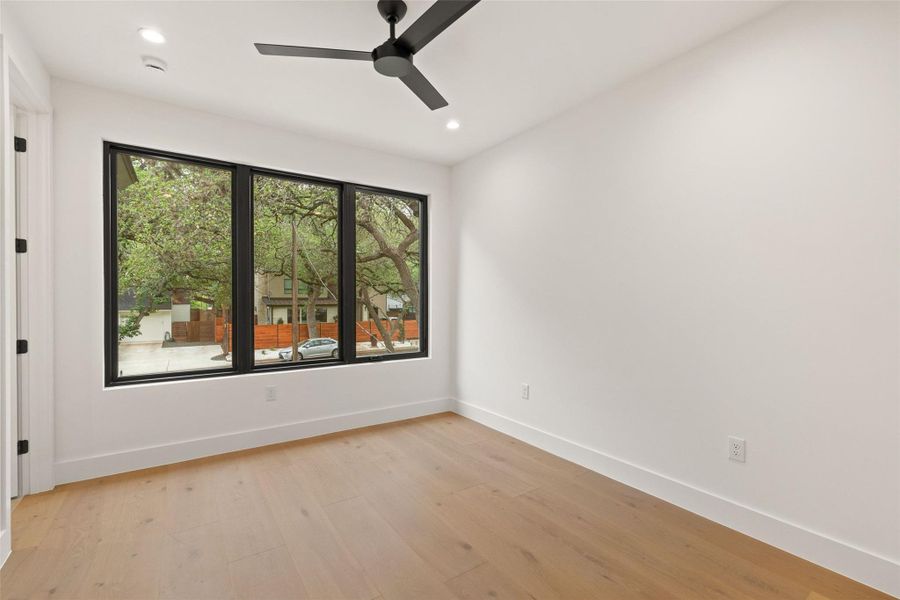 Spacious, unfurnished interior of a new home in , Austin (Image 20).