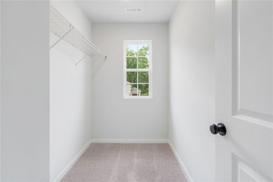 Spacious, unfurnished interior of a new home in Windsong Estates, McDonough (Image 14).