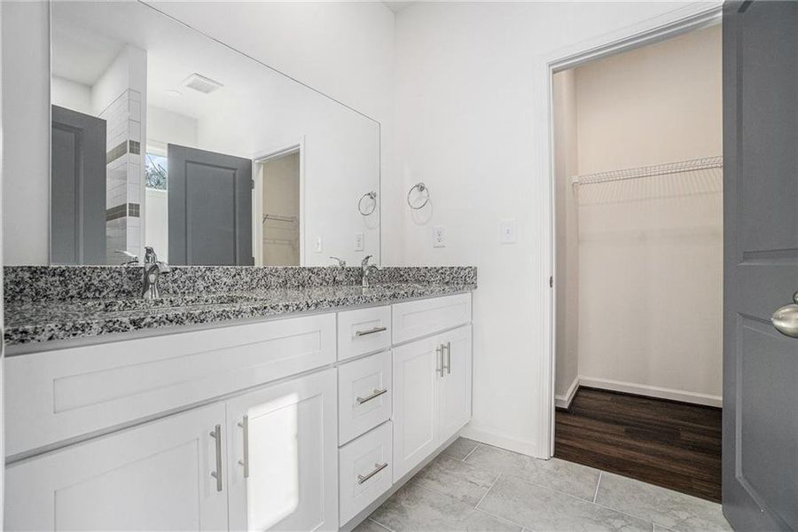 Furnished interior view inside a new home in , Atlanta (Image 5).