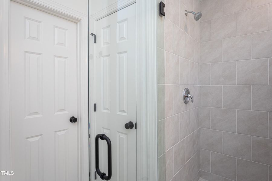 coleman-6069-jones-46 coleman-6069-jones-46