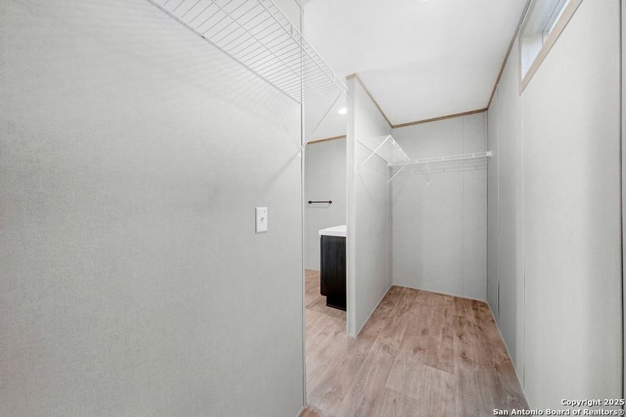 Spacious, unfurnished interior of a new home in , Moore (Image 12).