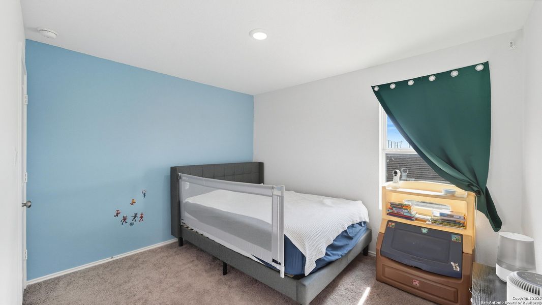 Furnished interior view inside a new home in Spring Grove: Stonehill Collection, St. Hedwig (Image 13).