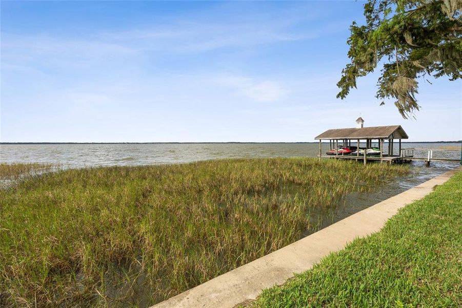 Natural landscape and outdoor views near  in Tavares (Image 35).