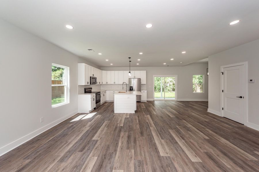 Image 44 of a home in .