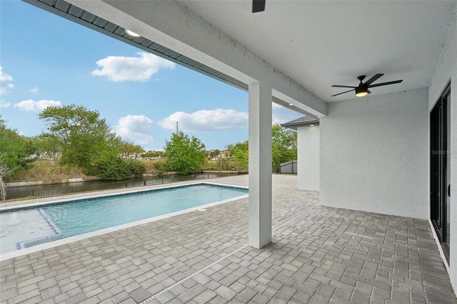 Exterior details and patio area of a home in , Cape Coral (Image 21).