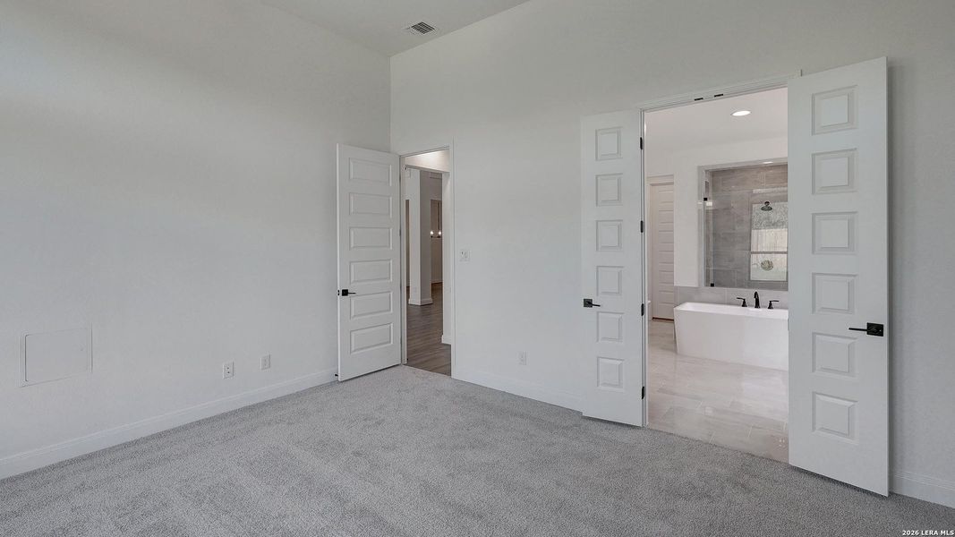 Spacious, unfurnished interior of a new home in Kallison Ranch, San Antonio (Image 29). Spacious, unfurnished interior of a new home in Kallison Ranch, San Antonio (Image 29).