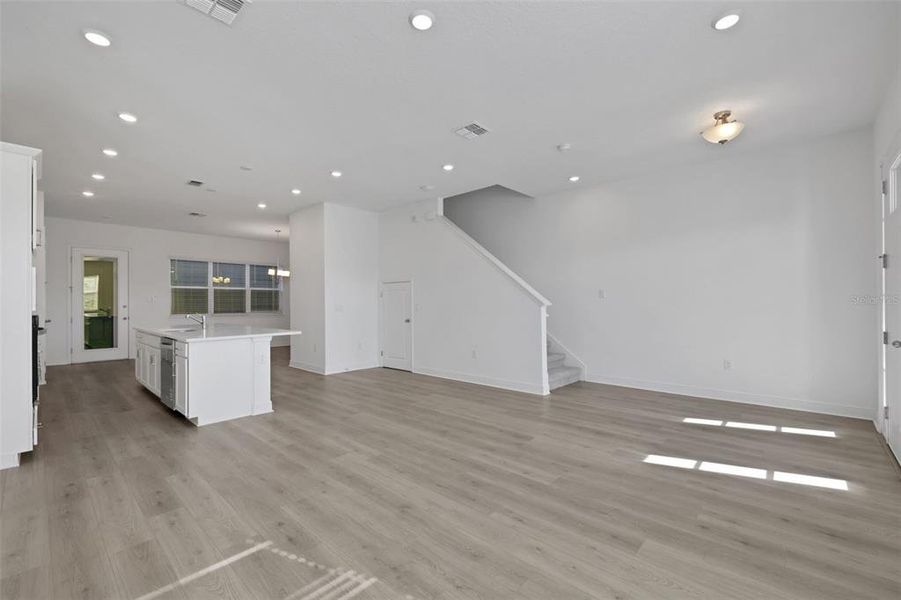 Spacious, unfurnished interior of a new home in , St. Cloud (Image 12).