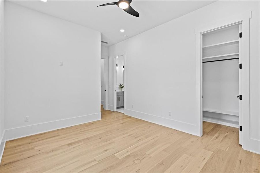 Spacious, unfurnished interior of a new home in , Monroe (Image 49).