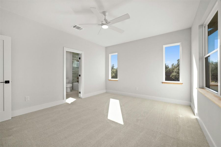 Spacious, unfurnished interior of a new home in , Austin (Image 20). Spacious, unfurnished interior of a new home in , Austin (Image 20).