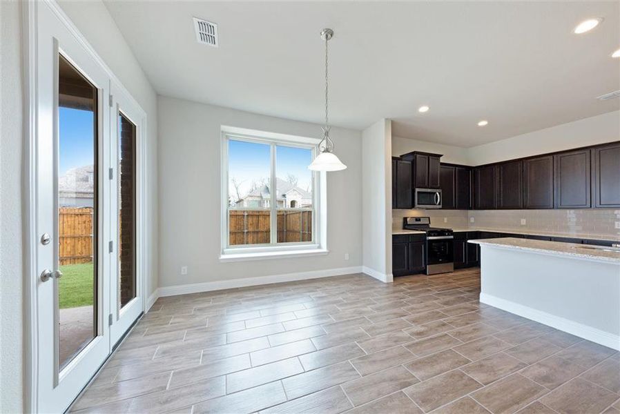 Image 4 of a home in Sunterra.