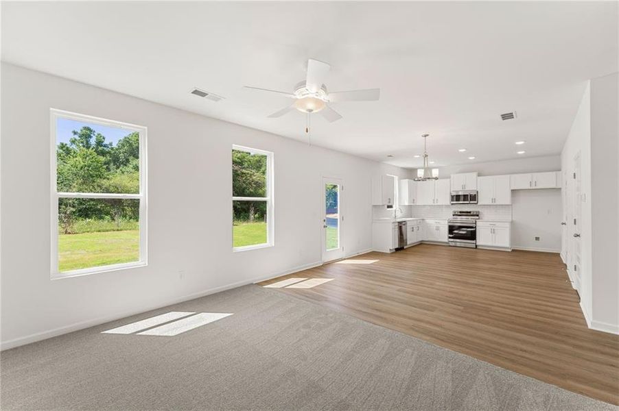 Spacious, unfurnished interior of a new home in Oakhill Estates, Adairsville (Image 16).