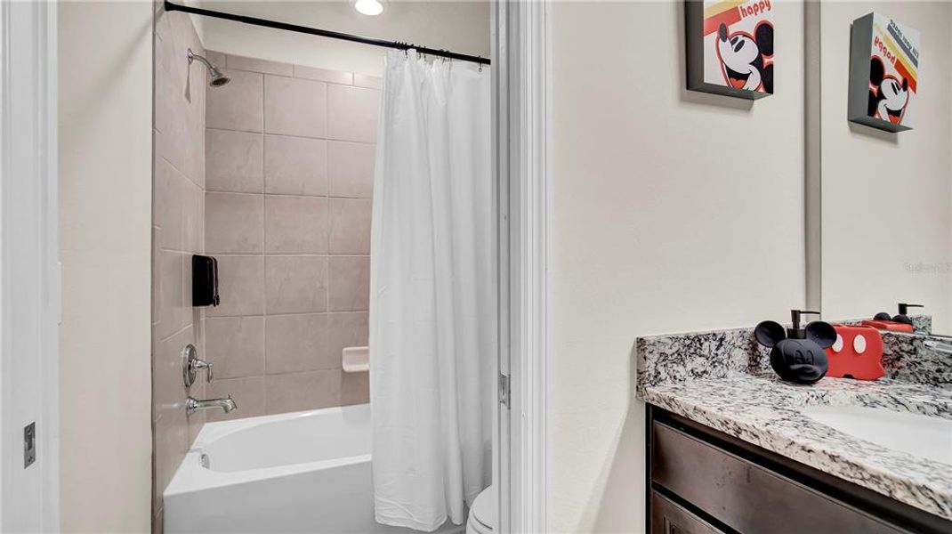 Furnished interior view inside a new home in , Davenport (Image 12).