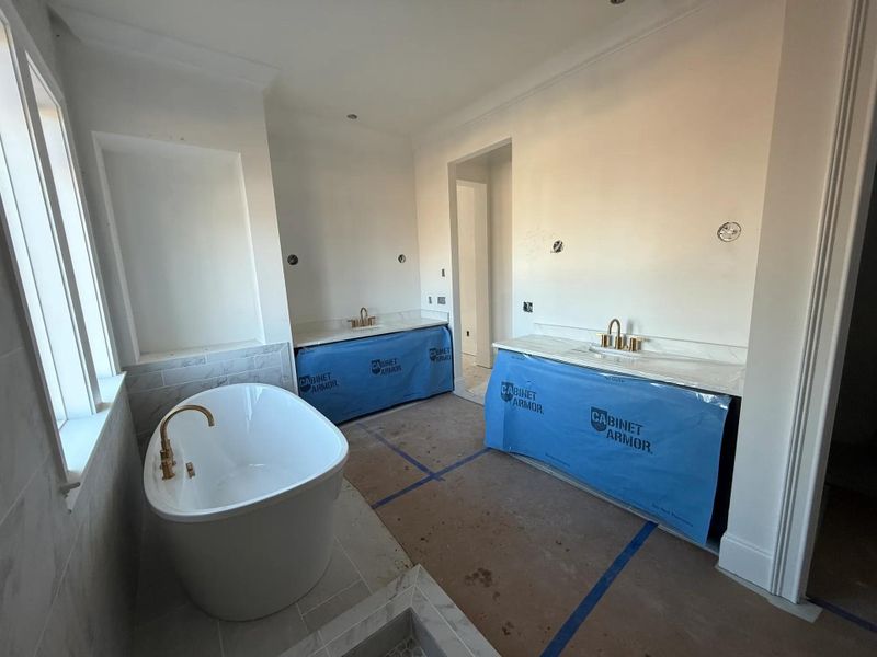 The Somerville E Primary Suite Bathroom