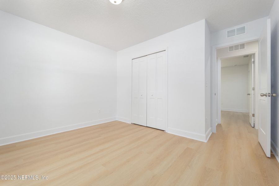 Spacious, unfurnished interior of a new home in , Keystone Heights (Image 5).
